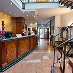 Radisson Blu Hotel Altstadt, Salzburg